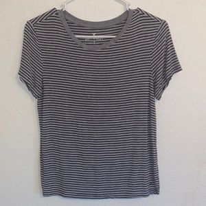 American Eagle shirt